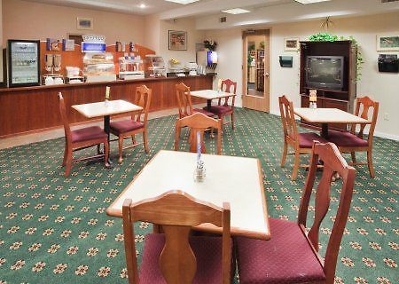 Holiday Inn Express And Suites Schoharie Εστιατόριο φωτογραφία